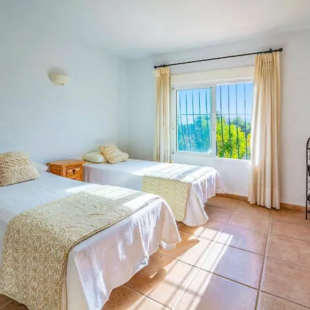 Jacqueline By * Montgo